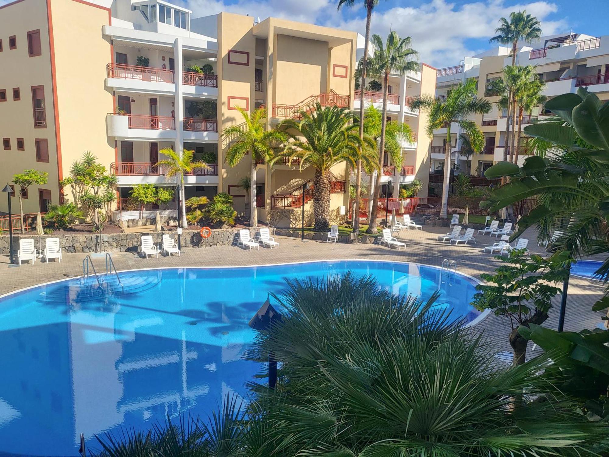 Oasis Palm Mar By Helloapartments Exterior foto